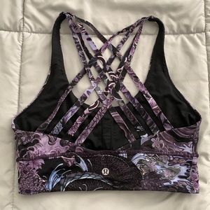 Lululemon Free to Be sports bra size 8